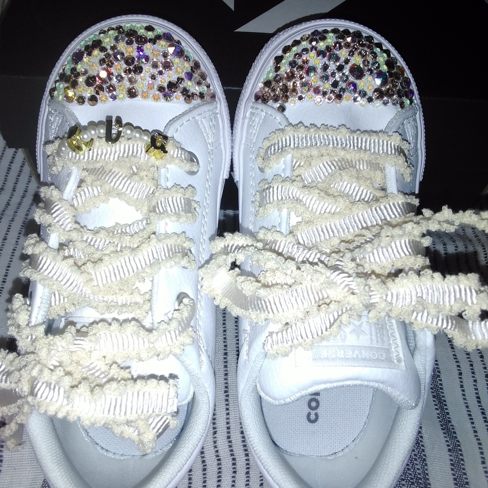 Customized Sneakers All Sizes/Brands/Material